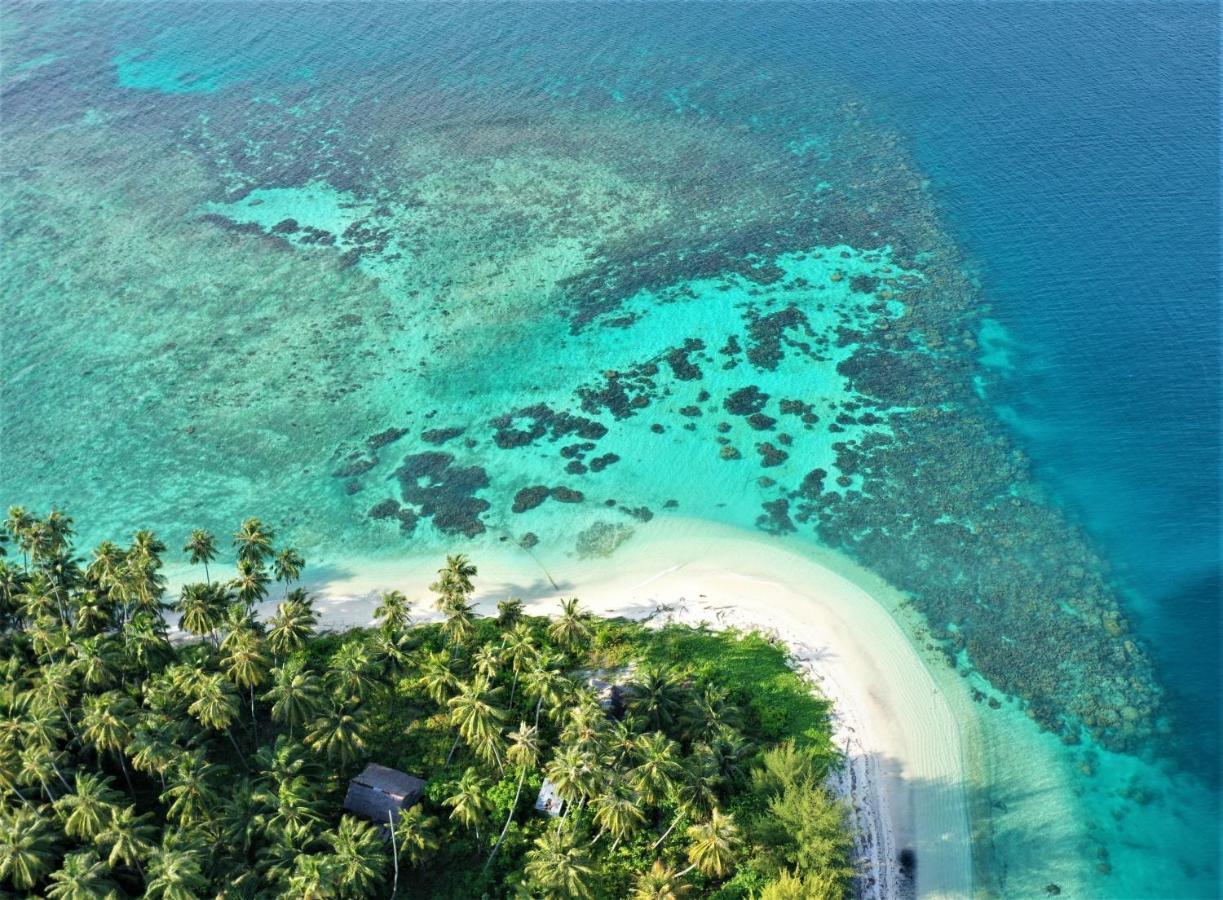 Hotel Tailana Island Pulau Banyak Alaban Exterior foto