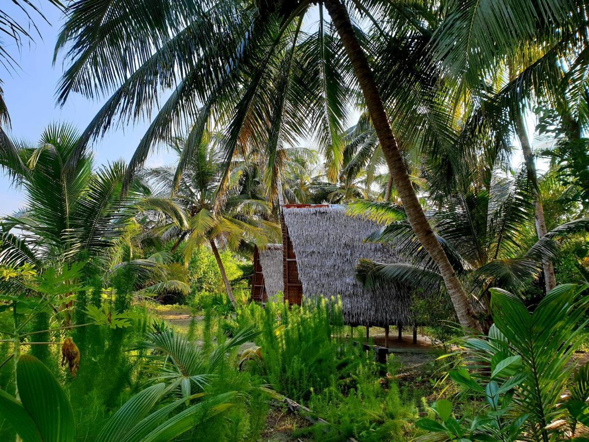 Hotel Tailana Island Pulau Banyak Alaban Exterior foto