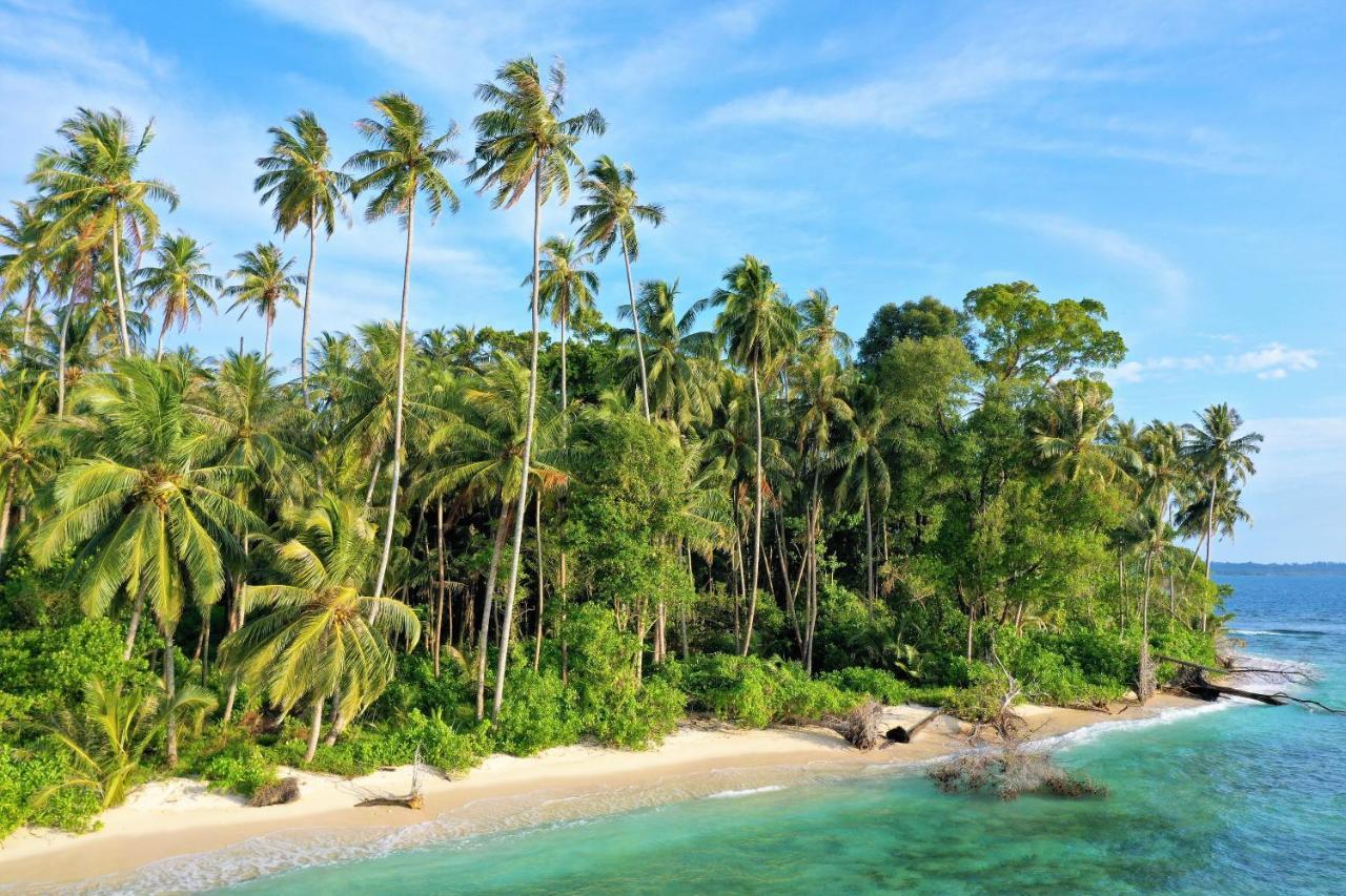 Hotel Tailana Island Pulau Banyak Alaban Exterior foto